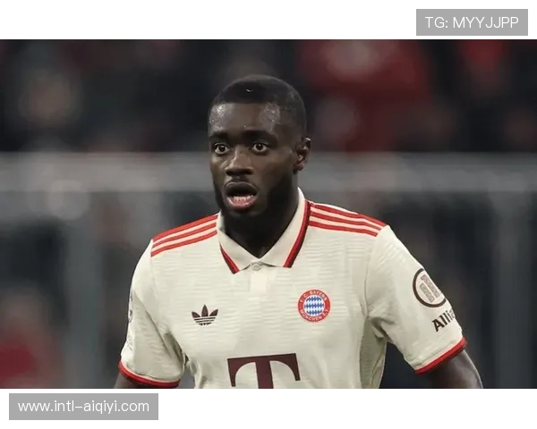 拜仁要求于帕梅卡诺对续约做出决定，耐心耗尽